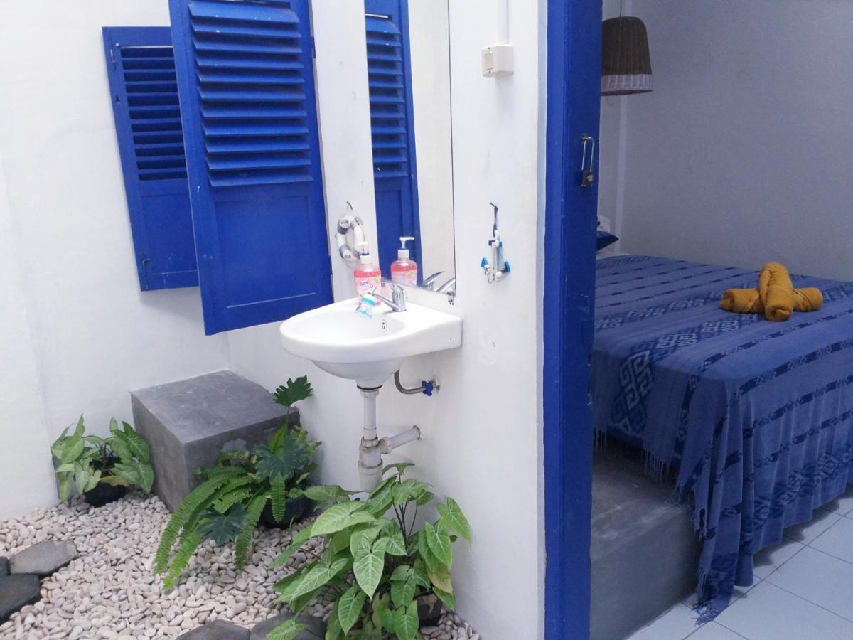 Pondok Sare Hostel Jogjakarta Buitenkant foto