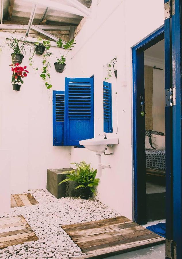 Pondok Sare Hostel Jogjakarta Buitenkant foto